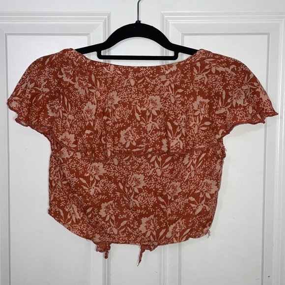 Amuse Society Boho Chic Lace Up Crop Top - Picture 5 of 7